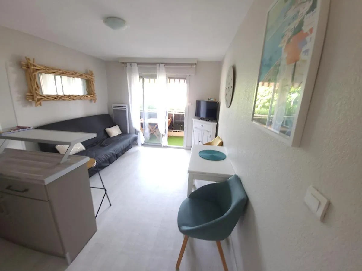 T2 Plage De Sable A 300M+ Parking Gratuit Bandol Apartment